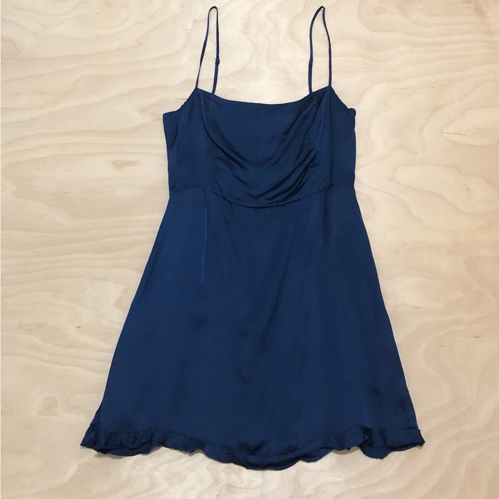 Wilfred Deep Navy Satin Minidress Smoked Ruffle Zipper Back Womens Small.